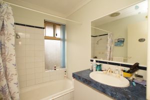 4 Oakover Turn, GREENFIELDS, WA 6210 AUS