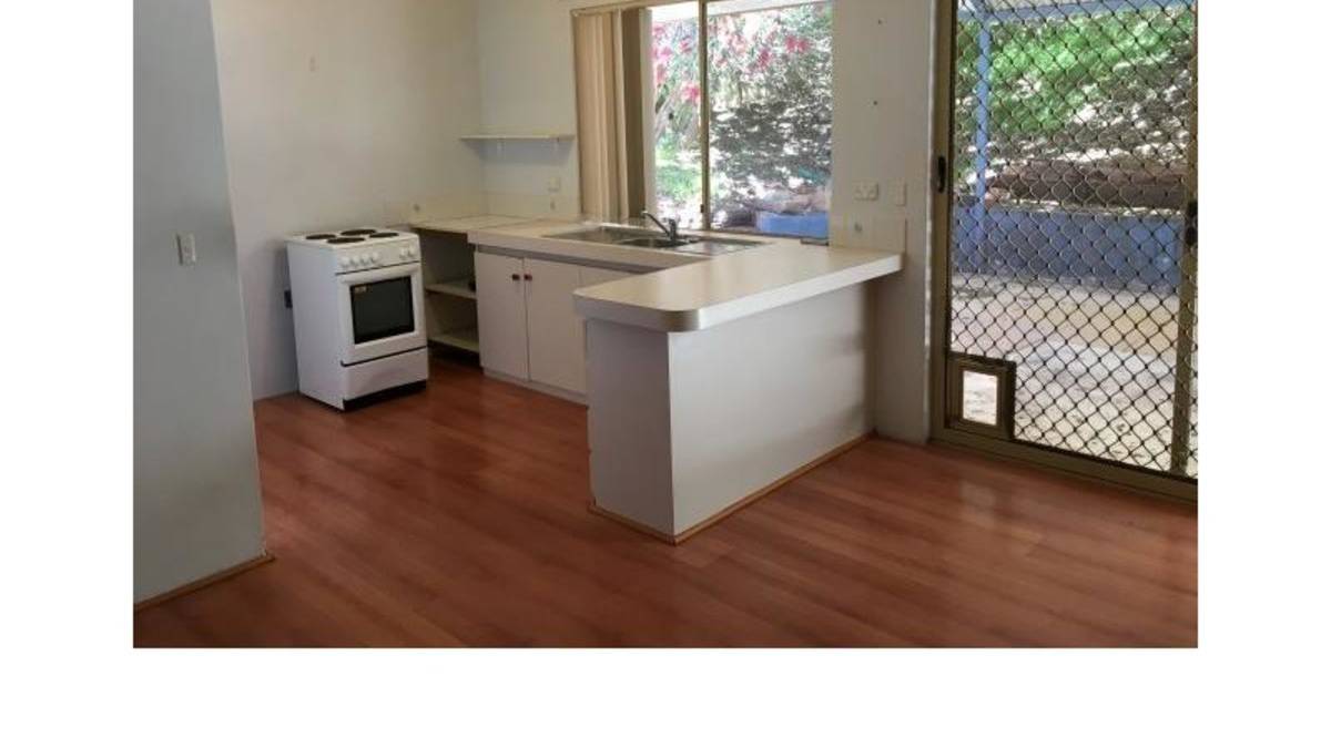 104B Janis Street, HALLS HEAD, WA 6210 AUS