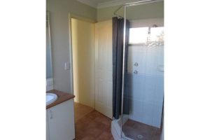 4/4 Binnar Court, ERSKINE, WA 6210 AUS