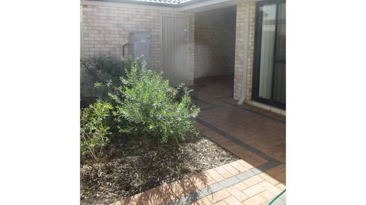 4/4 Binnar Court, ERSKINE, WA 6210 AUS