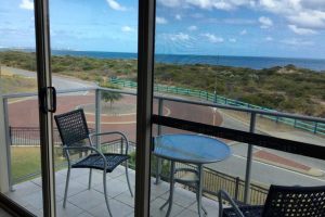 19 Abeona Parade, MADORA BAY, WA 6210 AUS