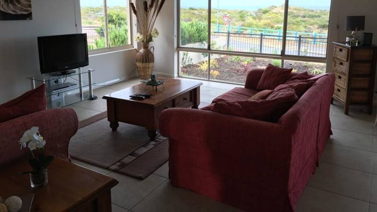 19 Abeona Parade, MADORA BAY, WA 6210 AUS