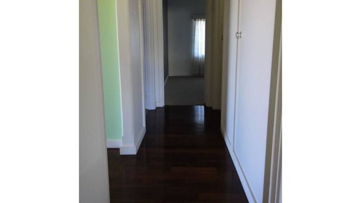 54 Leslie Street, DUDLEY PARK, WA 6210 AUS