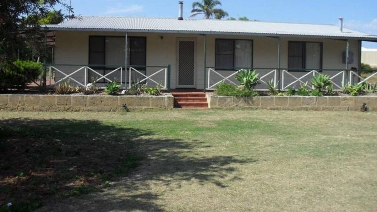 77 Ayrton Street, DAWESVILLE, WA 6211 AUS