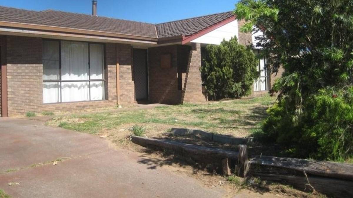 1 Illabrook Street, DUDLEY PARK, WA 6210 AUS