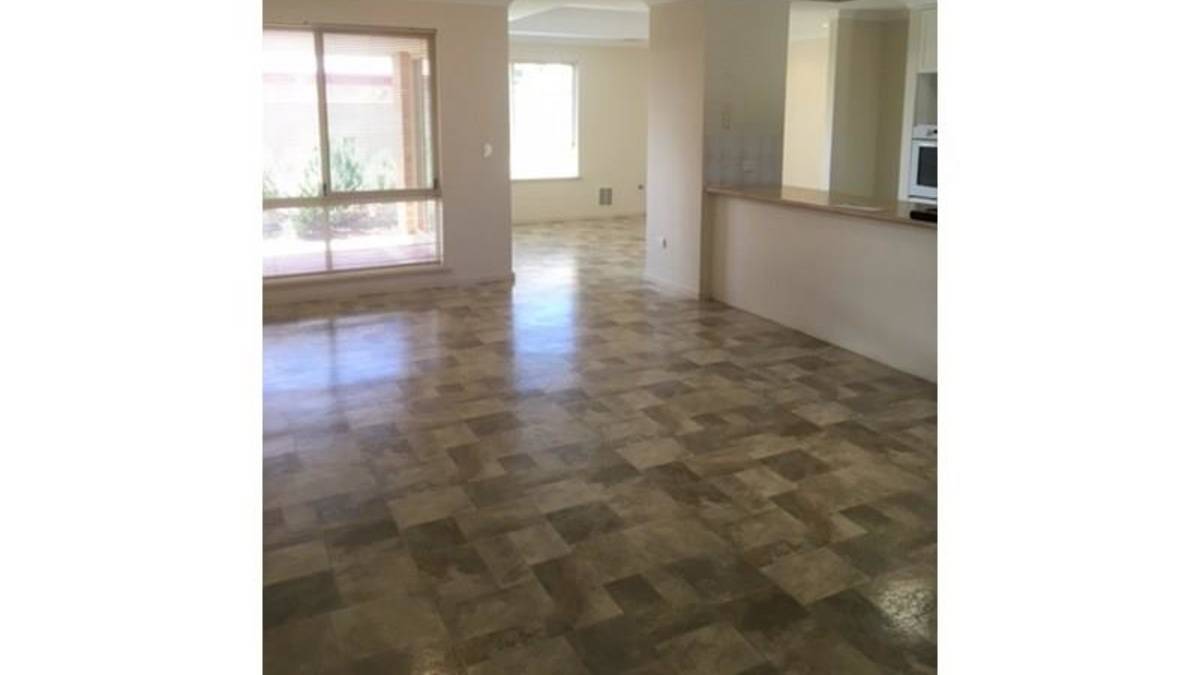 6 Saffron Loop, FALCON, WA 6210 AUS