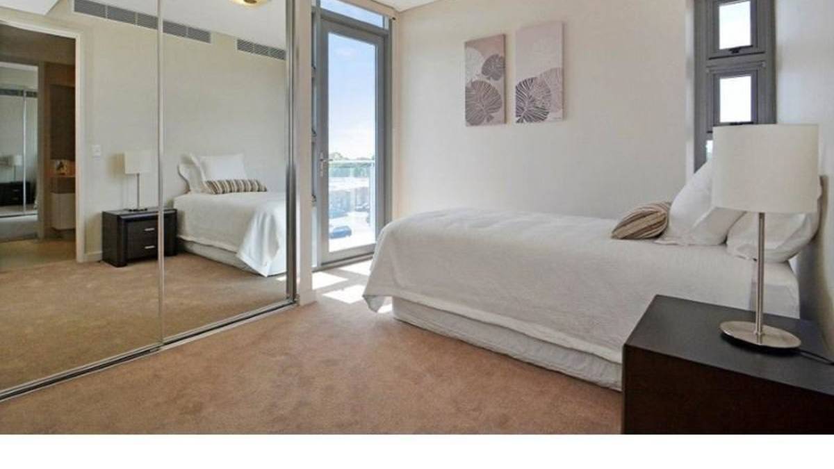 28/1 Barracks Lane, MANDURAH, WA 6210 AUS