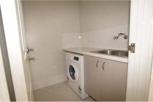 5 Venulosa Avenue, HALLS HEAD, WA 6210 AUS