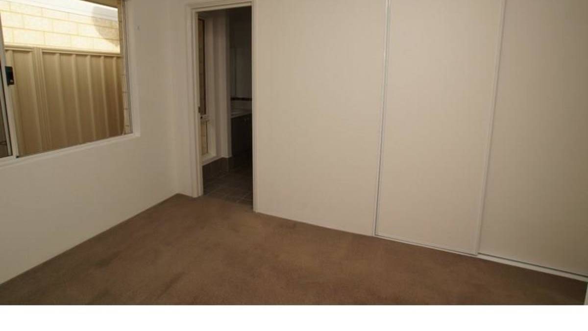 72 Leisure Way, HALLS HEAD, WA 6210 AUS
