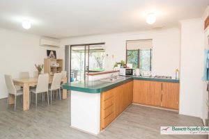 42 Wilderness Drive, Dawesville, WA 6211 AUS