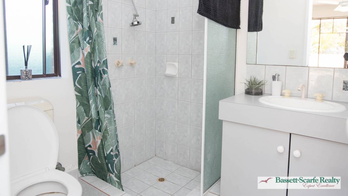 42 Wilderness Drive, Dawesville, WA 6211 AUS