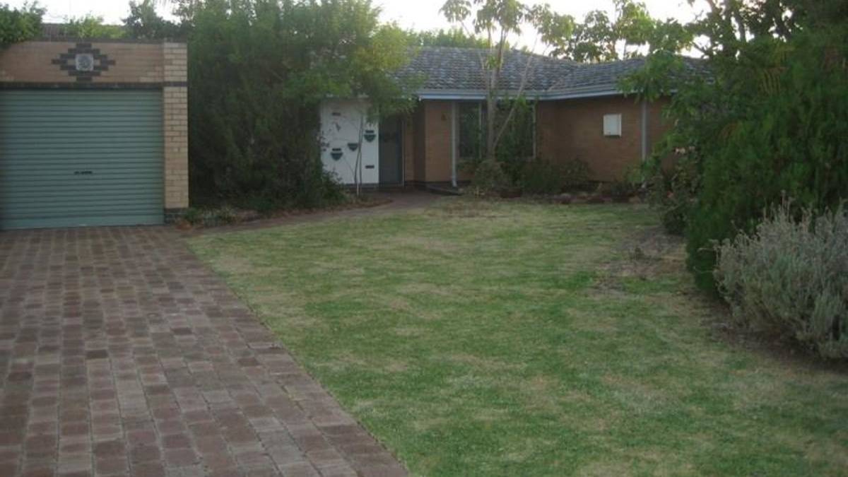 8 Clyde Place, SILVER SANDS, WA 6210 AUS