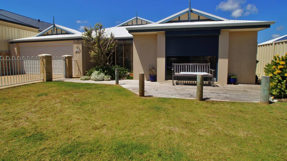 5 Goldsworthy Loop, DAWESVILLE, WA 6211 AUS