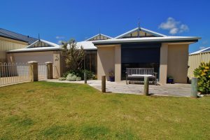 5 Goldsworthy Loop, DAWESVILLE, WA 6211 AUS