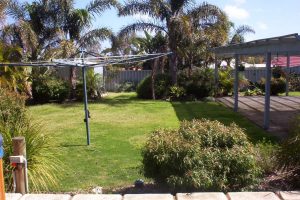 5 Carabeen Place, HALLS HEAD, WA 6210 AUS