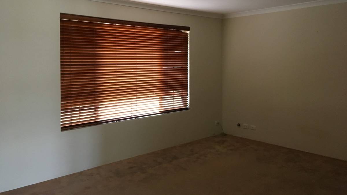 11 Mariner Place, Halls Head, WA 6210 AUS