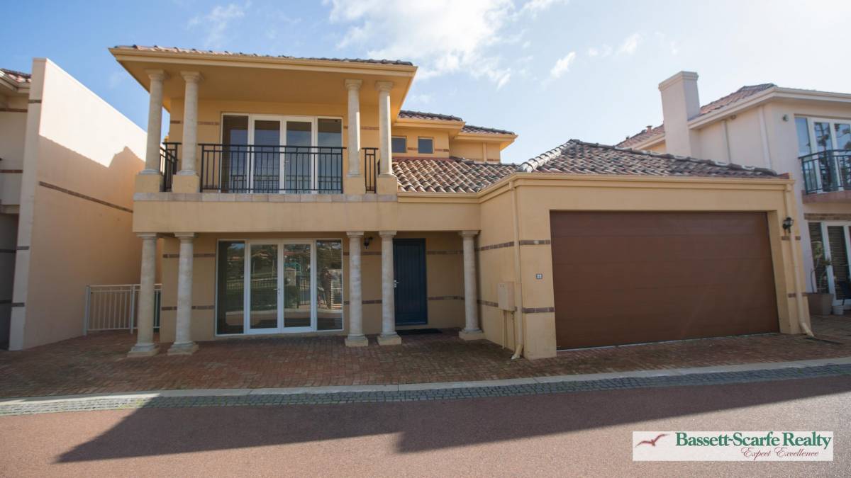 6/5 Westview Parade, Wannanup, WA 6210 AUS