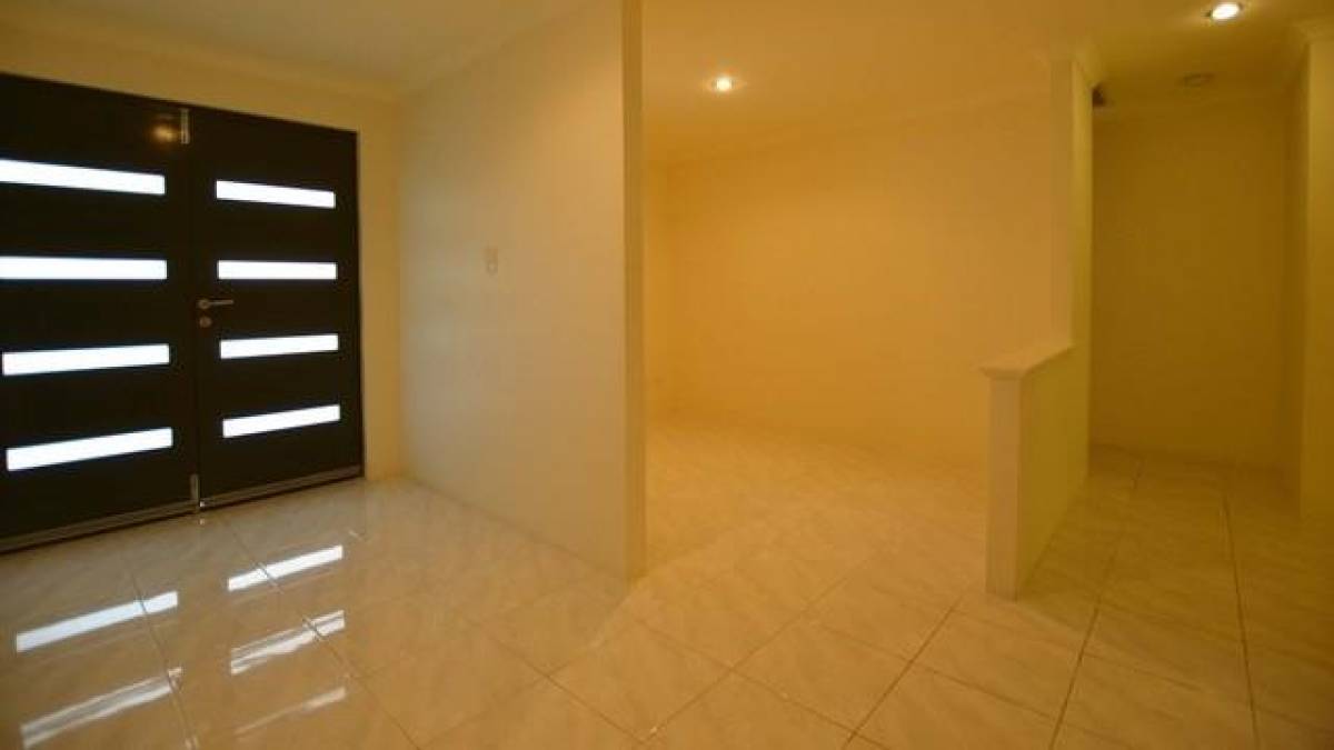 4 Firetail Lane, Erskine, WA 6210 AUS