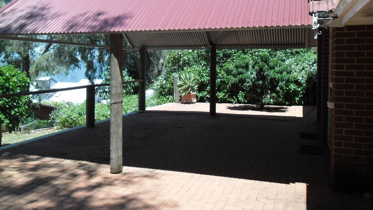 76 Estuary View Road, Dawesville, WA 6211 AUS