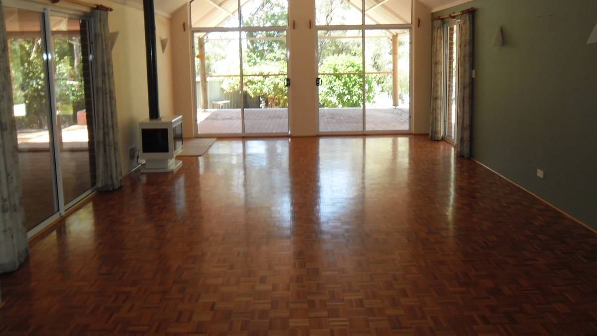 76 Estuary View Road, Dawesville, WA 6211 AUS