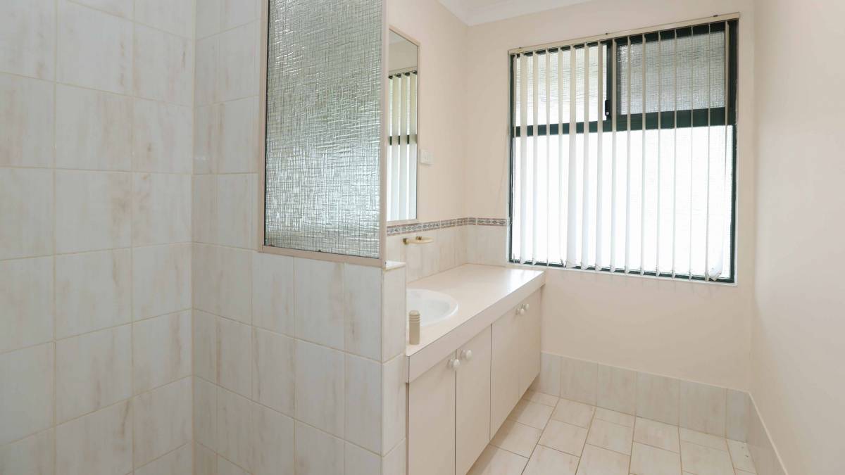 77 Ayrton Street, DAWESVILLE, WA 6211 AUS
