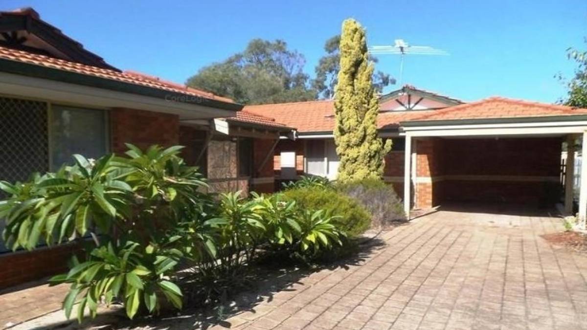 4/18 Henson Street, Mandurah, WA 6210 AUS