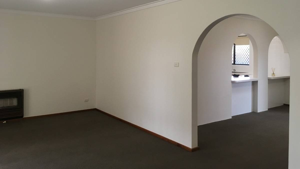 2 Muir Place, Halls Head, WA 6210 AUS