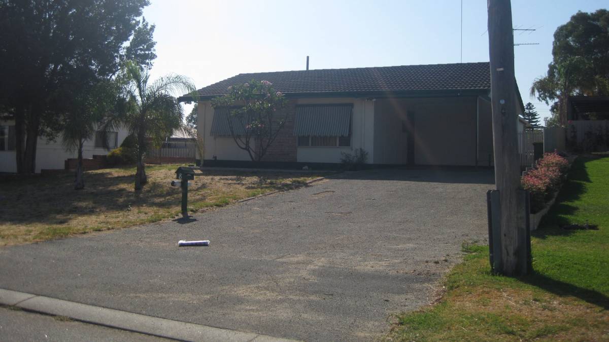 8 Burley Street, Mandurah, WA 6210 AUS
