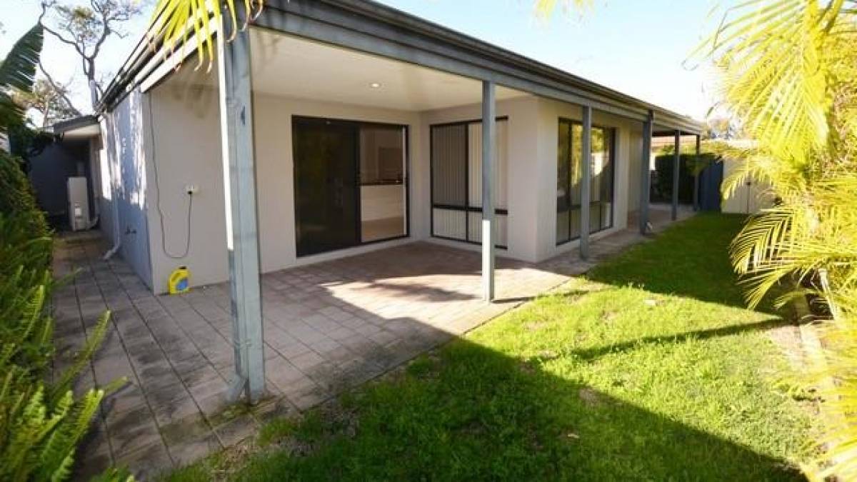 4 Firetail Lane, Erskine, WA 6210 AUS