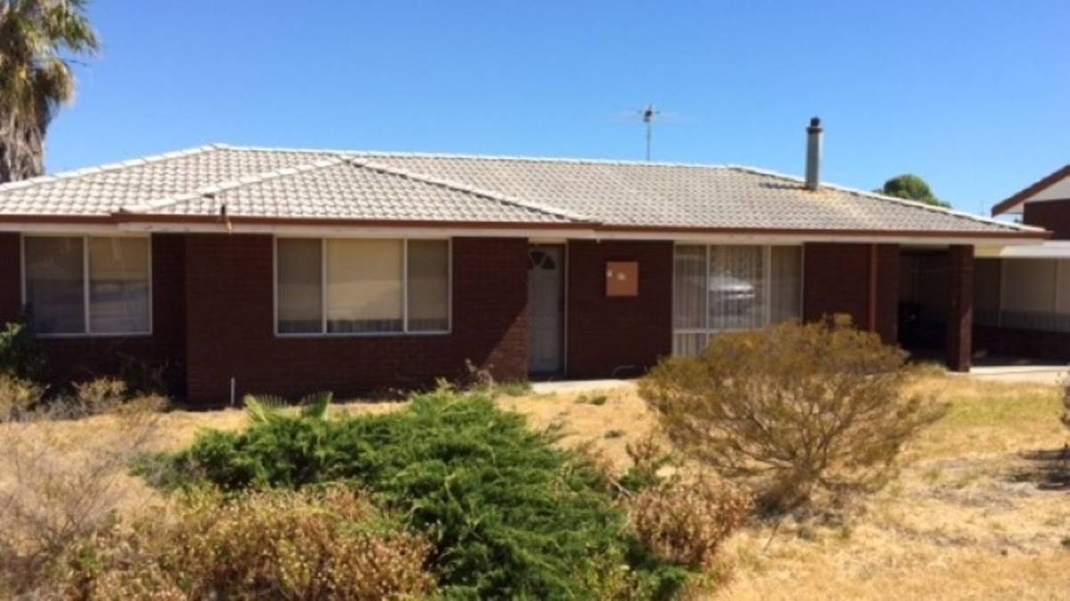 17 A Division Road, MANDURAH, WA 6210 AUS