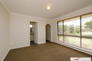 2 Haddon Place, HALLS HEAD, WA 6210 AUS