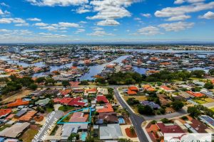 2 Haddon Place, HALLS HEAD, WA 6210 AUS