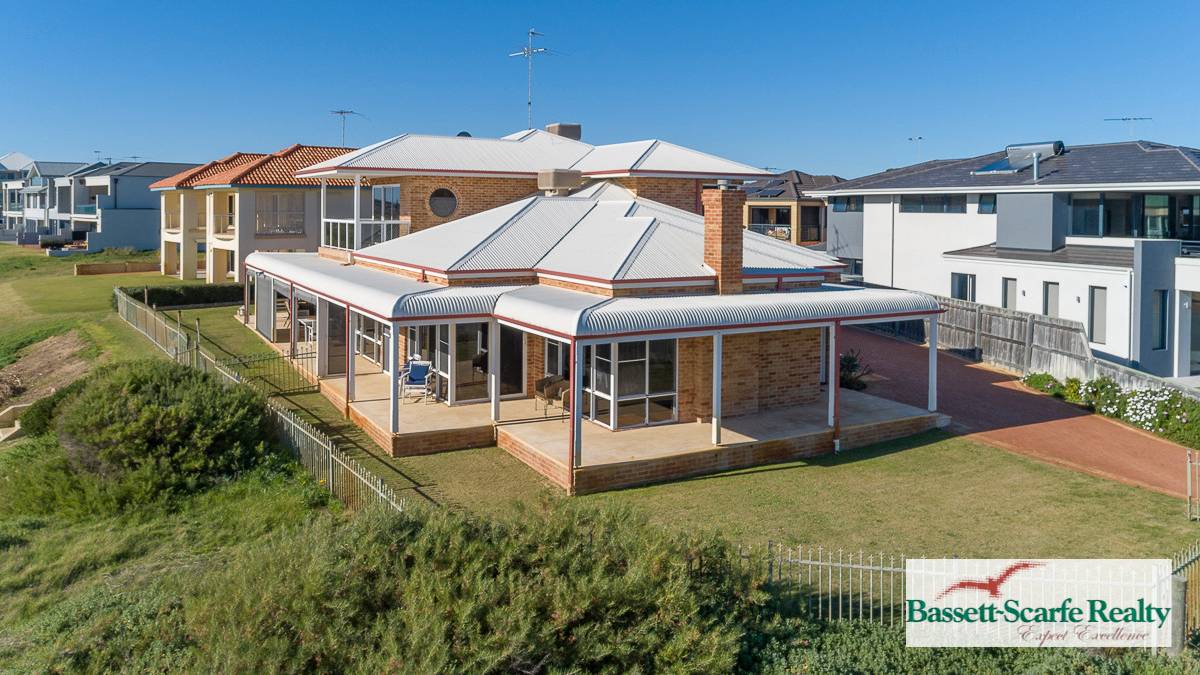 2 Barry Street, Mandurah, WA 6210 AUS
