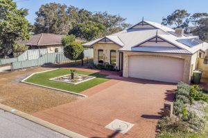 22 Flinders Street, Falcon, WA 6210 AUS