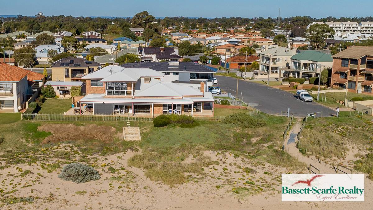 2 Barry Street, Mandurah, WA 6210 AUS