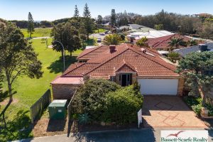 1A Montego Way, Halls Head, WA 6210 AUS