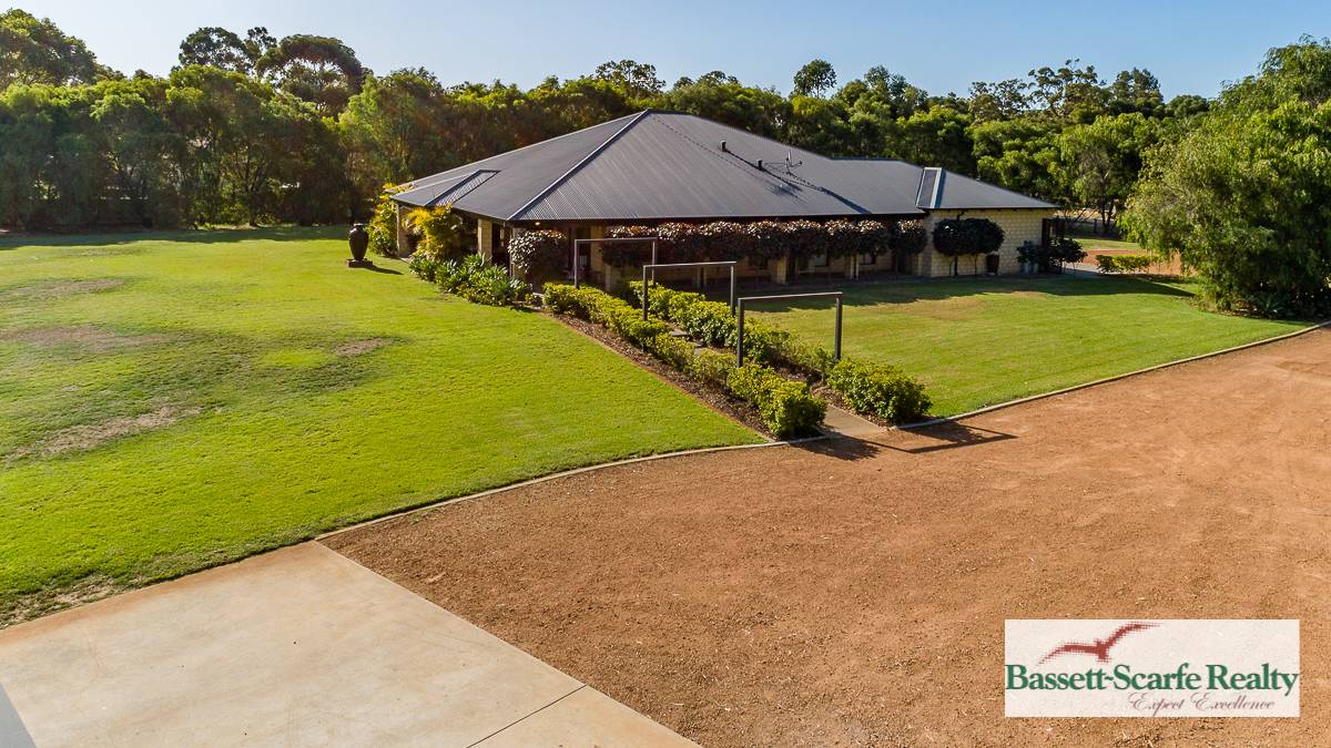 68 Lazenby Avenue, Ravenswood, WA 6208 AUS