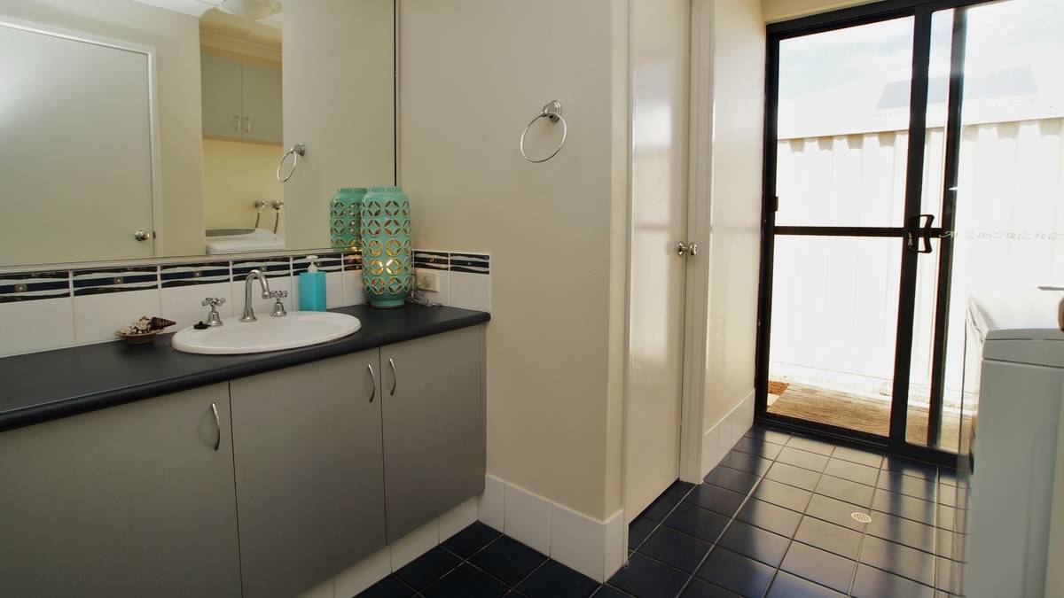 5 Goldsworthy Loop, DAWESVILLE, WA 6211 AUS