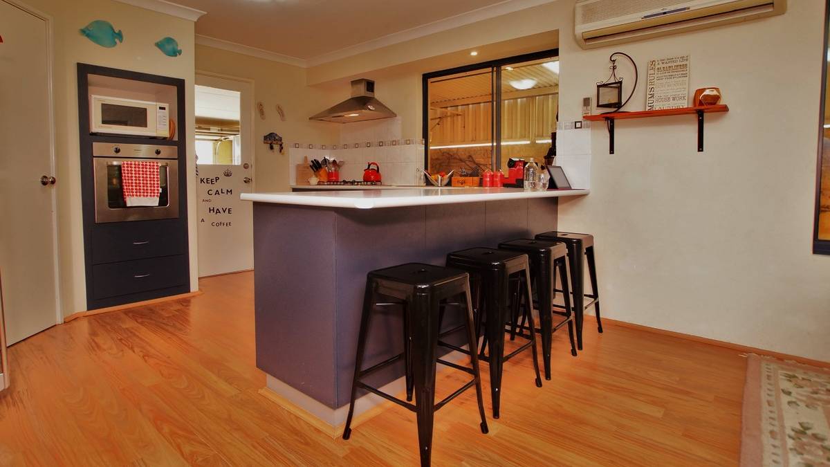 5 Goldsworthy Loop, DAWESVILLE, WA 6211 AUS
