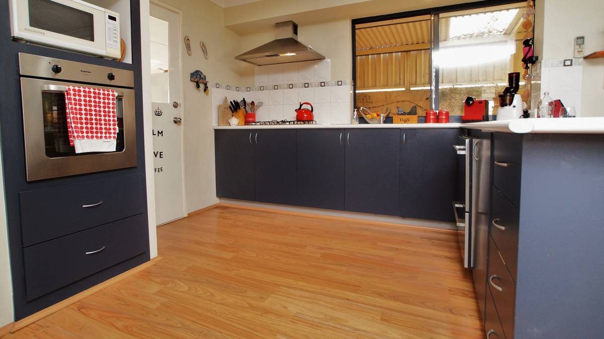5 Goldsworthy Loop, DAWESVILLE, WA 6211 AUS