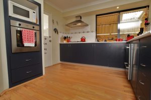 5 Goldsworthy Loop, DAWESVILLE, WA 6211 AUS