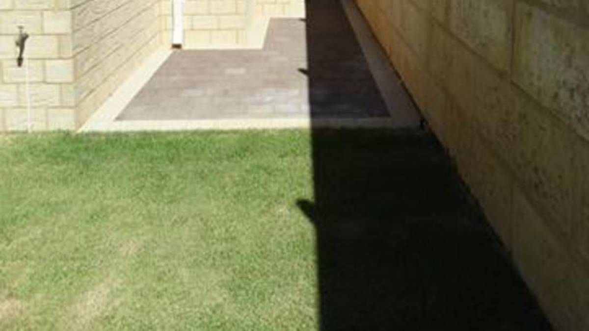 3 Adriana Way, Halls Head, WA 6210 AUS