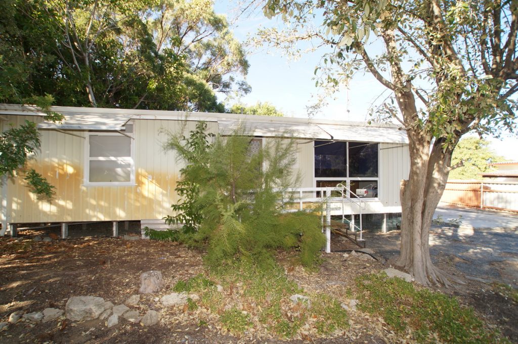 17 Charon Road, Falcon - Thumbnail 2