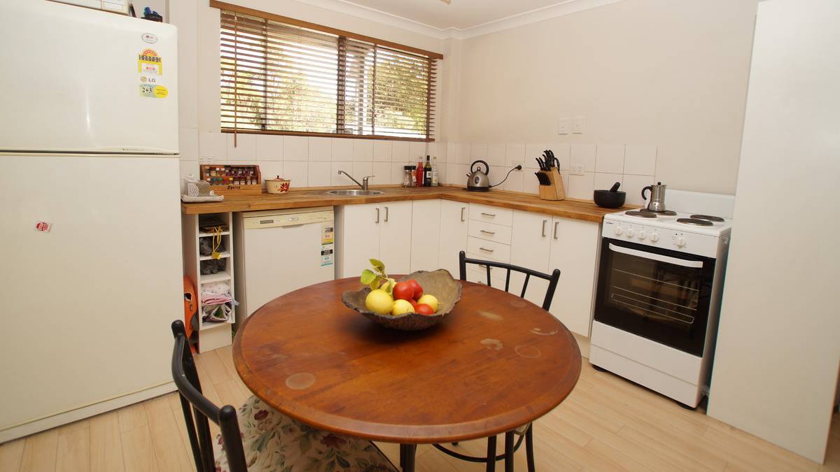 616 Southern Estuary Road, Lake Clifton, WA 6215 AUS