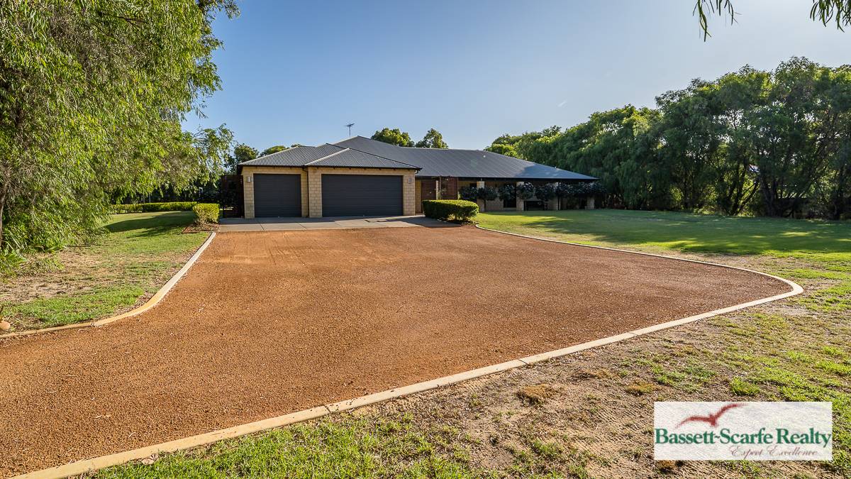 68 Lazenby Avenue, Ravenswood, WA 6208 AUS