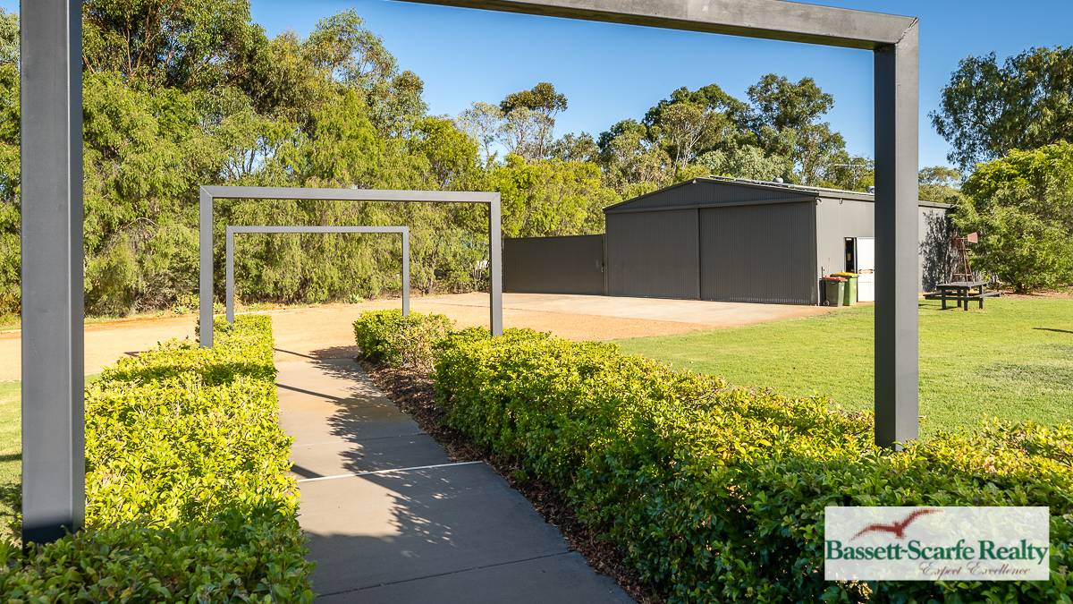 68 Lazenby Avenue, Ravenswood, WA 6208 AUS