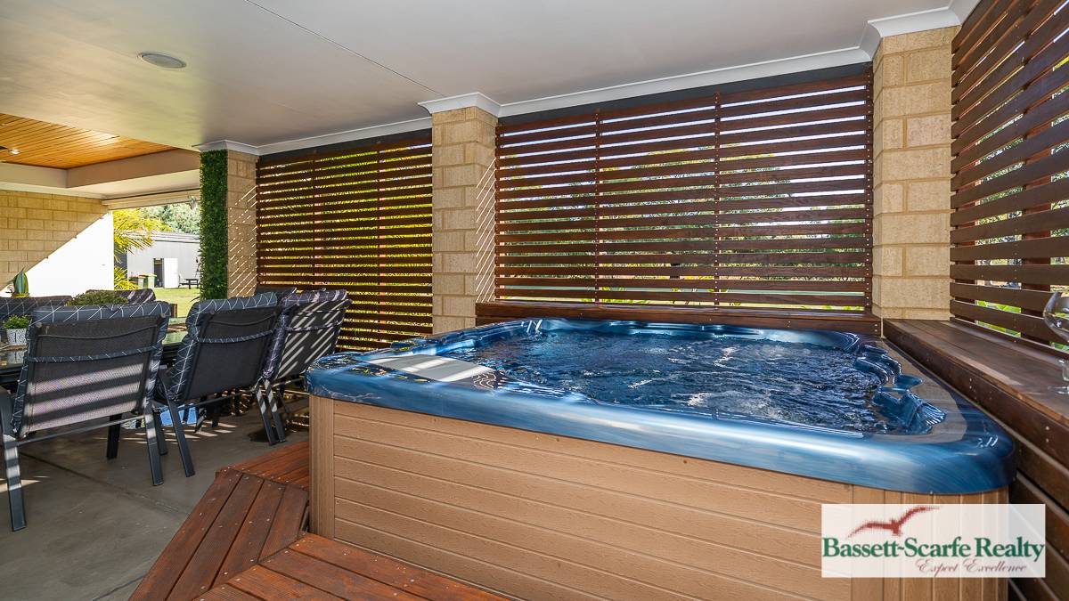 68 Lazenby Avenue, Ravenswood, WA 6208 AUS