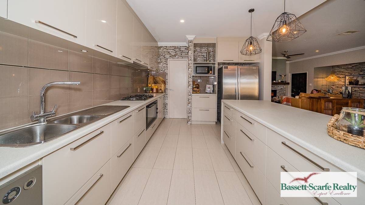 68 Lazenby Avenue, Ravenswood, WA 6208 AUS