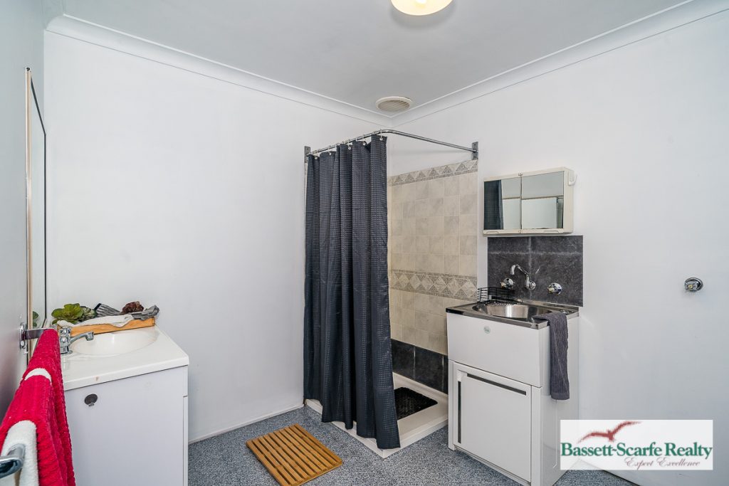 68 Lazenby Avenue, Ravenswood - Thumbnail 8