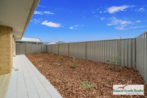 42 Pegus Meander, South Yunderup, WA 6208 AUS